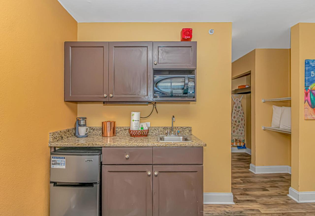Landmark Resort 714 - Massive Indoor & Outdoor Pools And Lazy Rivers! Sleeps 4! Myrtle Beach Esterno foto